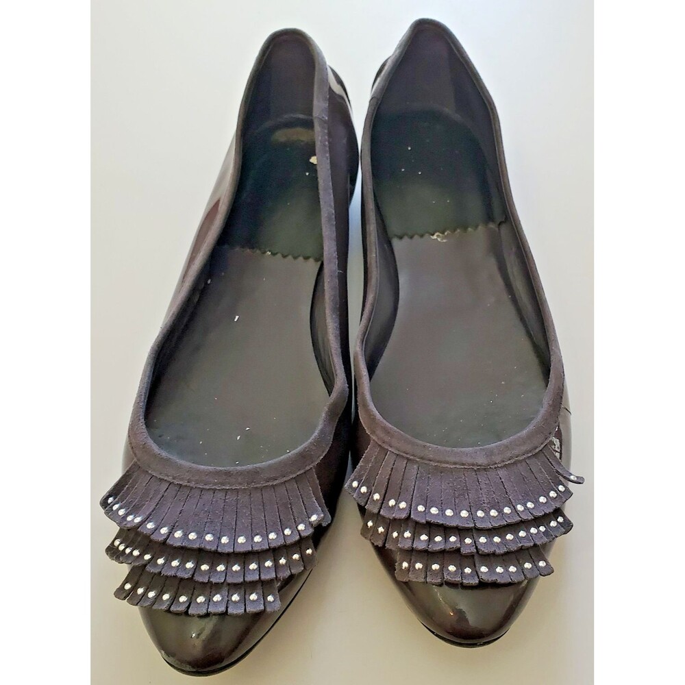 Tod's Ballet Flats US sz 9.5 Patent Leather Aubergine Studs Fringe Almond Toe